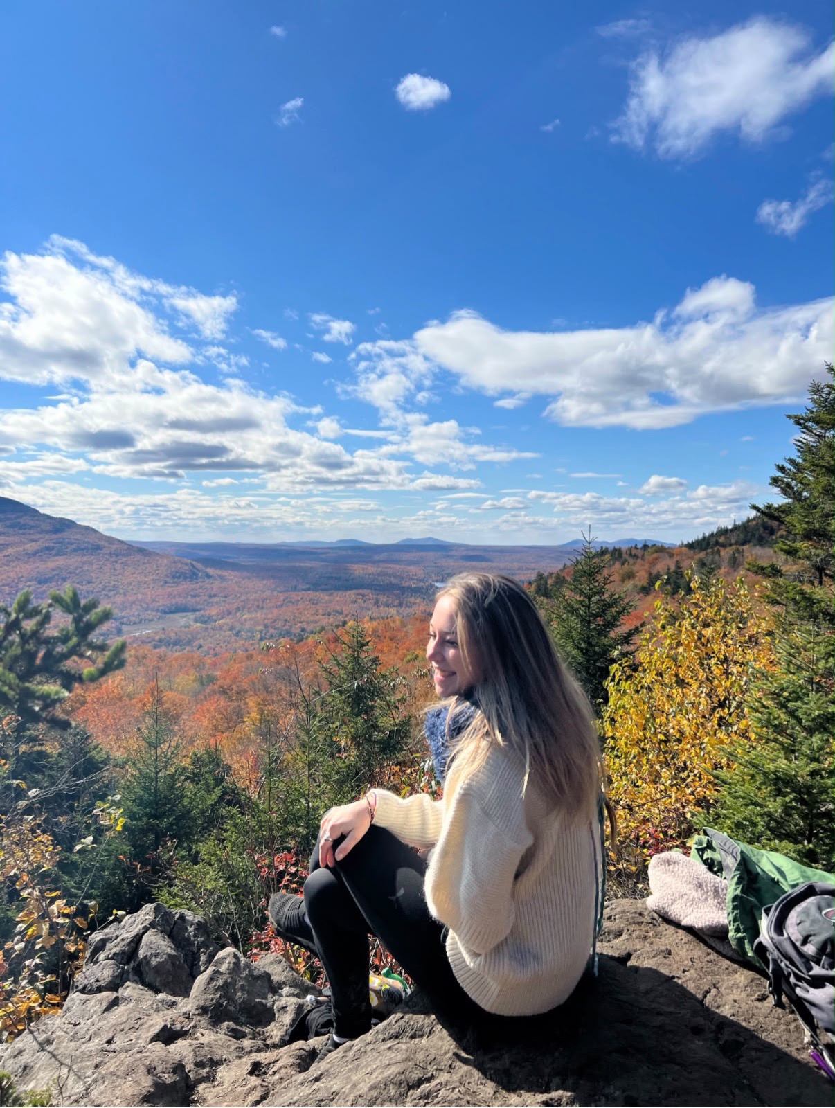 Charlotte dans les paysages du Canada